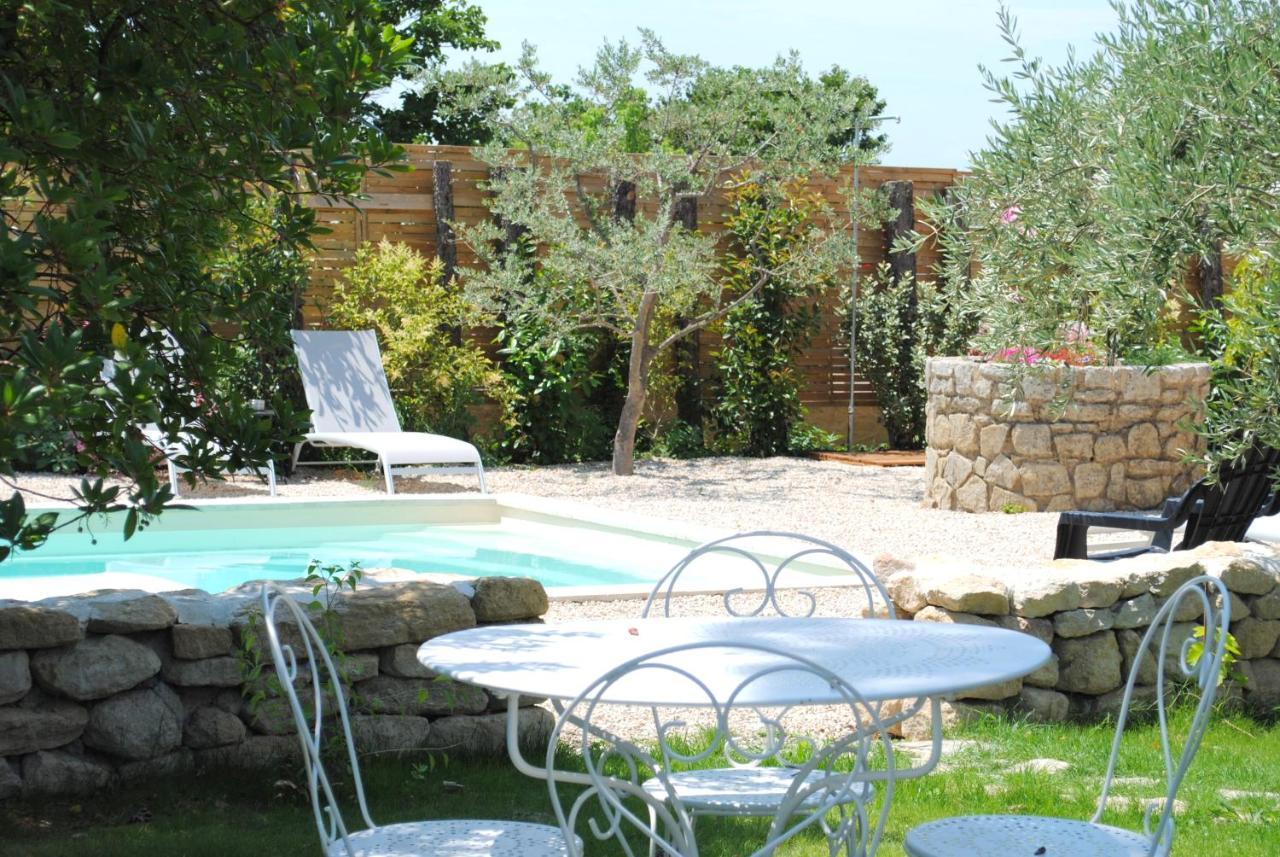 Terre De Bacchus Bed & Breakfast Vacqueyras Bagian luar foto