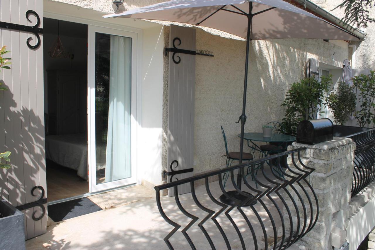 Terre De Bacchus Bed & Breakfast Vacqueyras Bagian luar foto