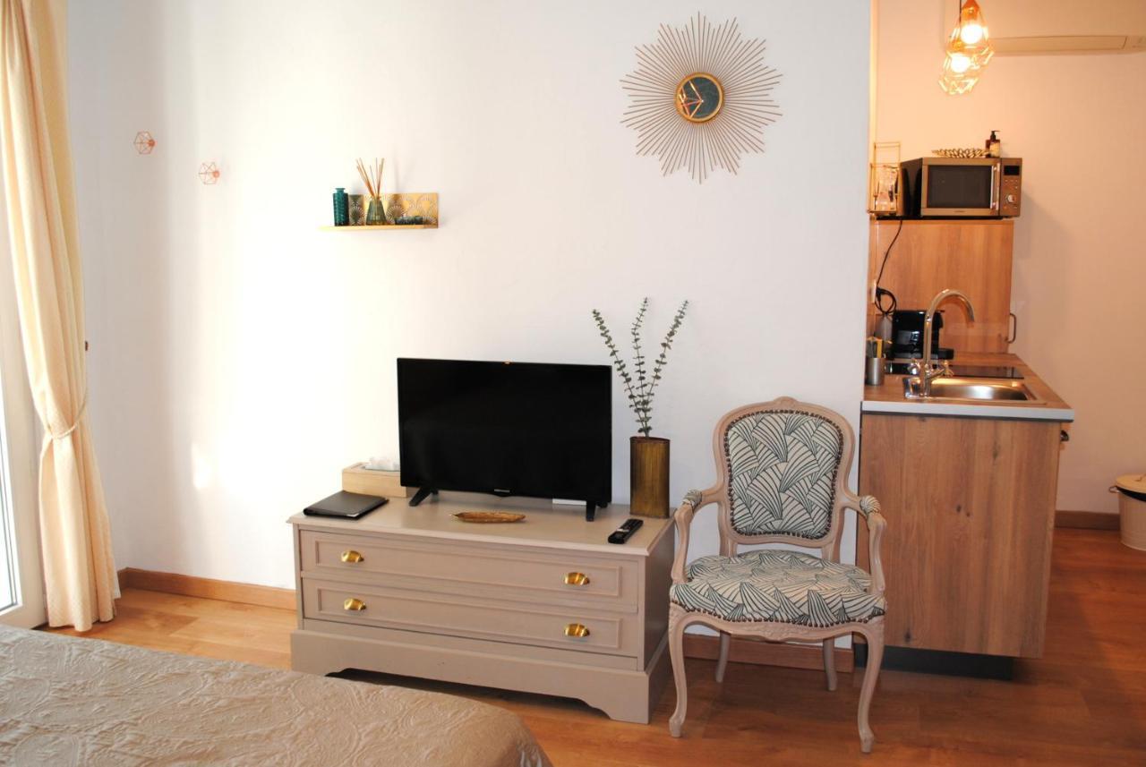 Terre De Bacchus Bed & Breakfast Vacqueyras Bagian luar foto